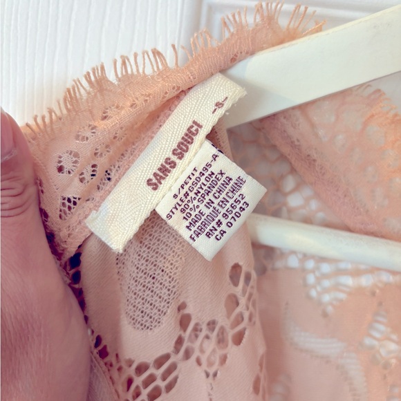 SANS SOUCI NUDE LACE PENCIL DRESS SIZE SMALL - Picture 3 of 3